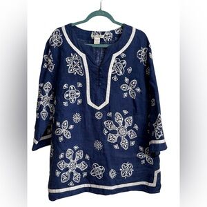 Sarah Spencer Blue and White Floral Tunic, size 2x